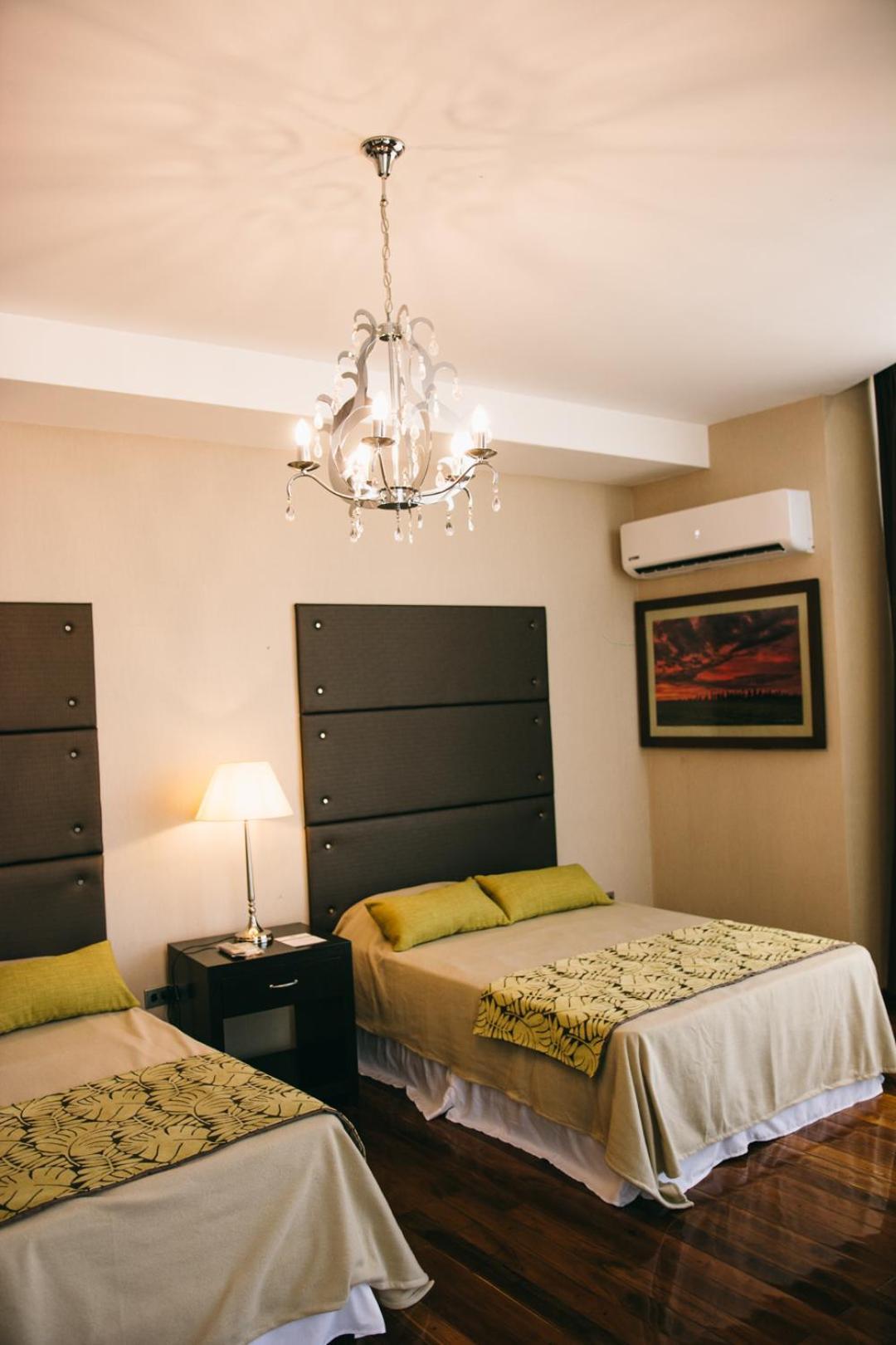 Casino Obera Hotel Bagian luar foto