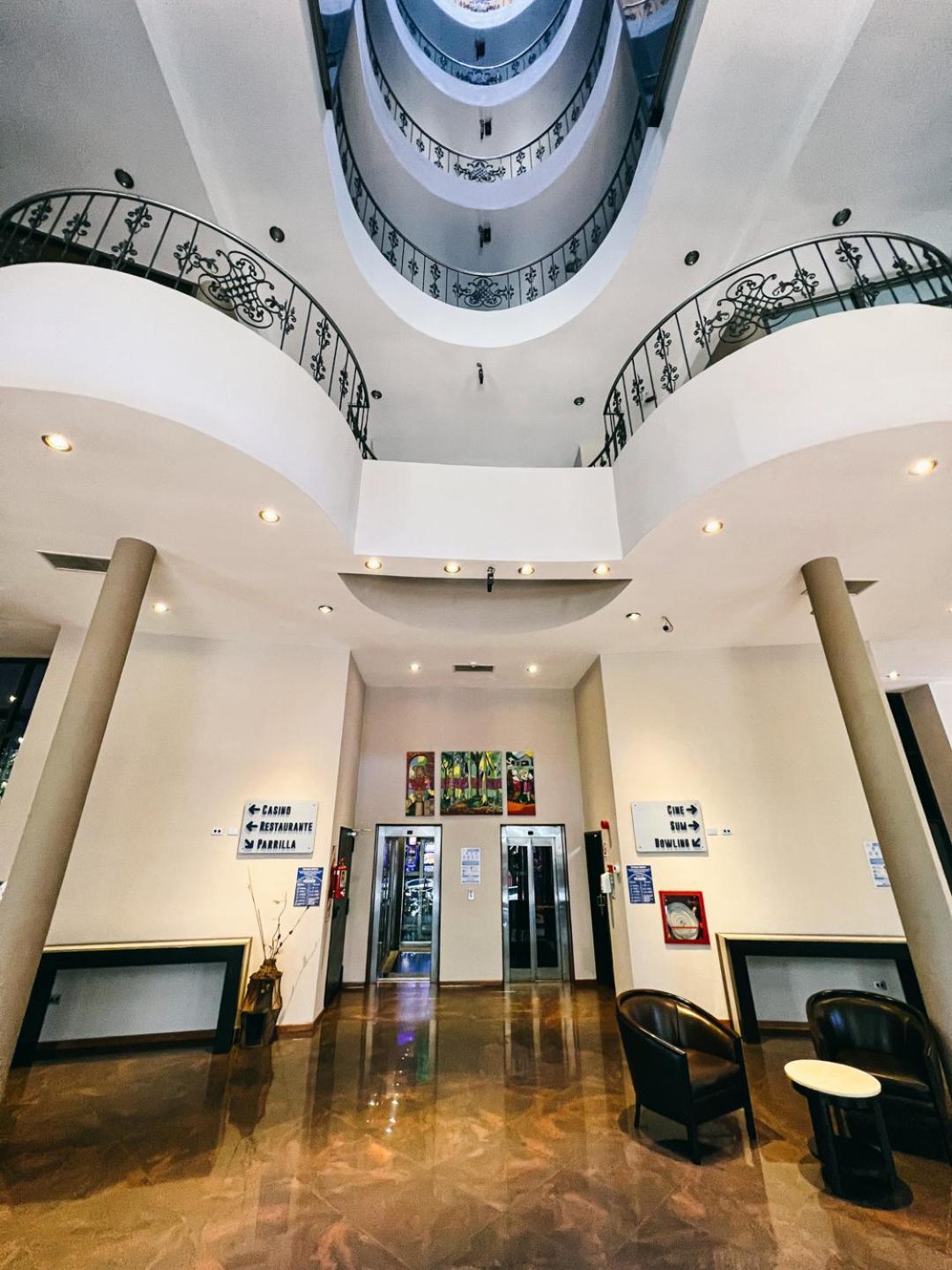 Casino Obera Hotel Bagian luar foto